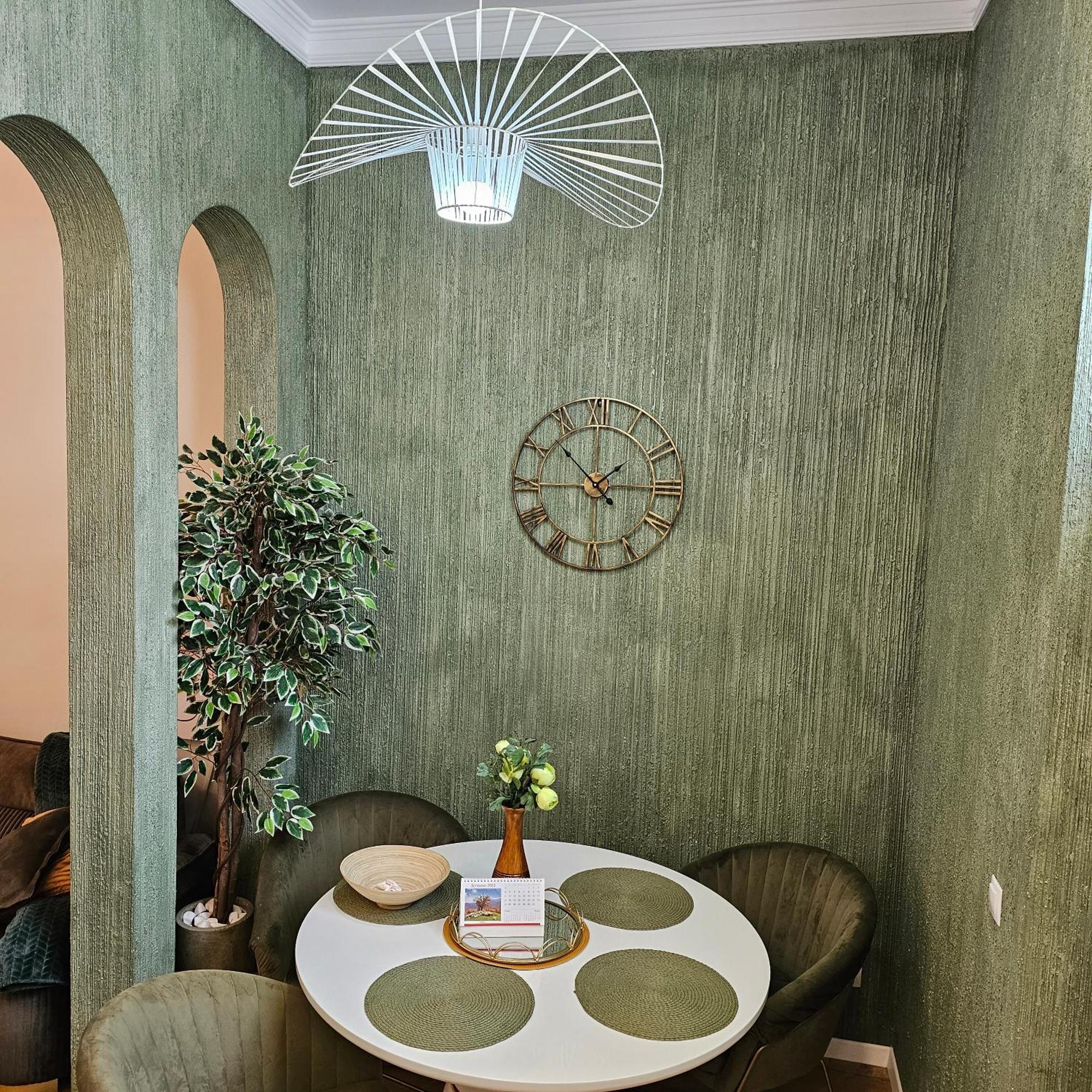 Apartament M Vatra Dornei Exteriör bild